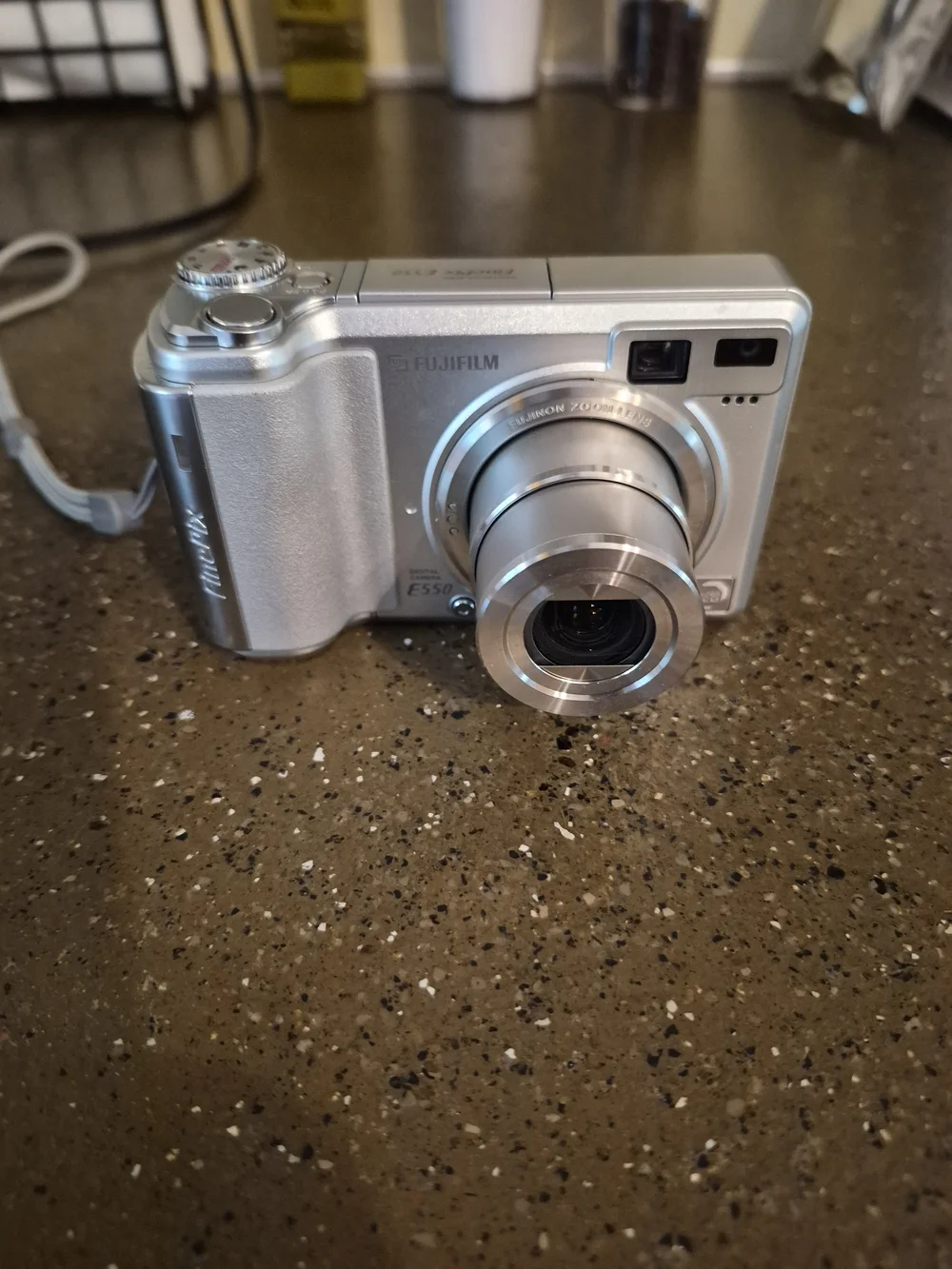 Fujifilm E550 Silver Compact Digital Camera with Charger and 256MB Card